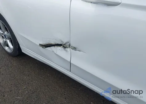 2016 Ford Fusion Se z USA, uszkodzony, nr VIN 3FA6P0T91GR203334